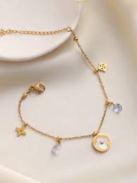 GLEVIA Dainty Gold Charm Necklace