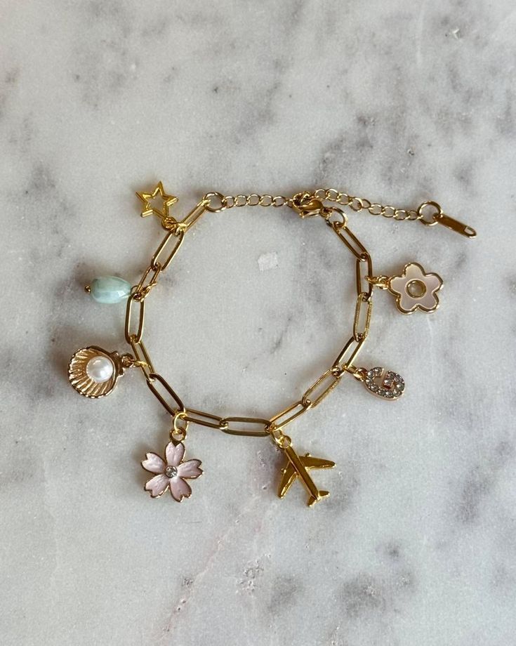 GLEVIA Travel & Floral Charm Bracelet – Elegant Gold Finish