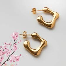 GLEVIA Smooth Organic Gold Statement Earrings